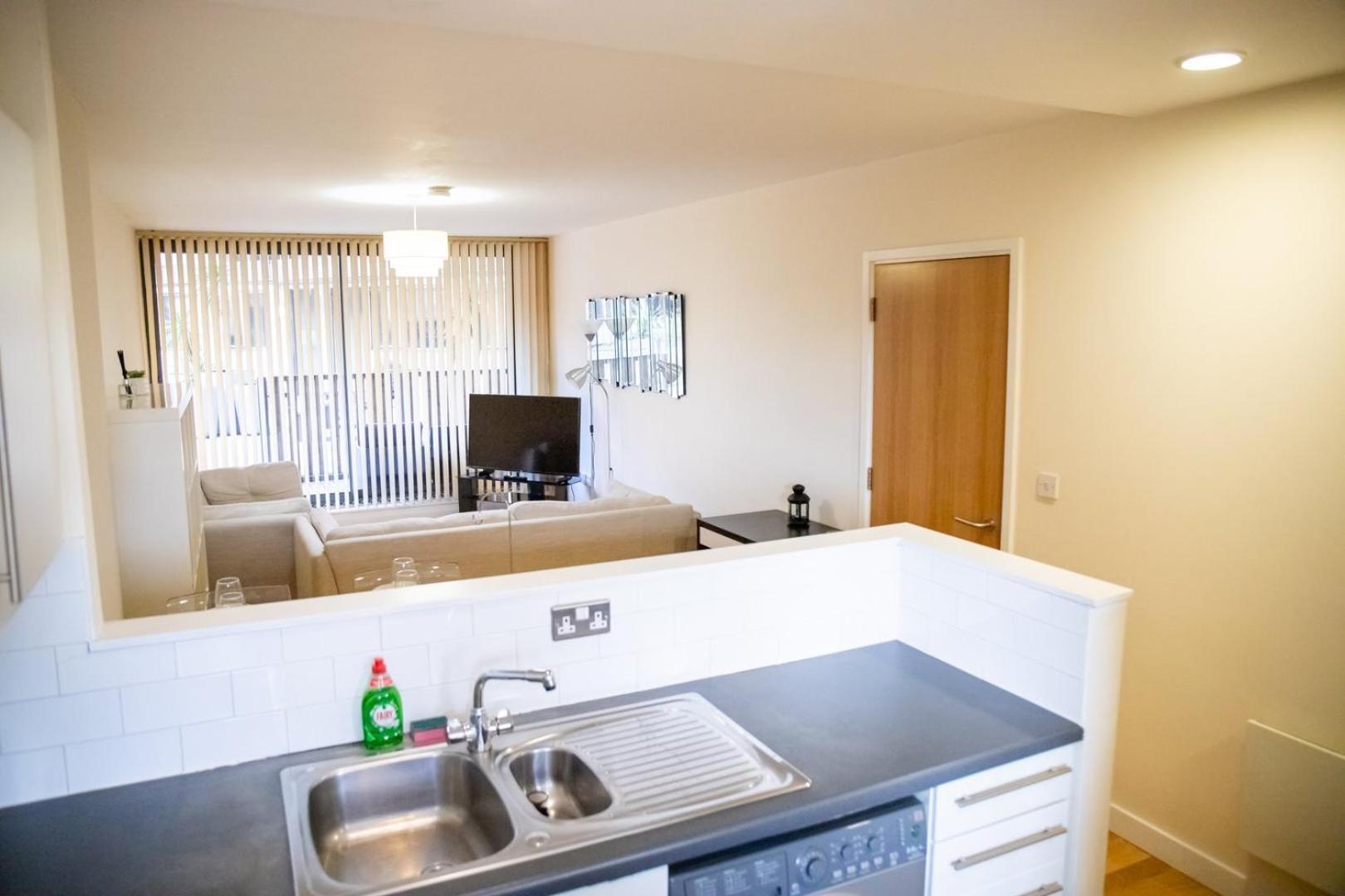 Leeds Vibrant 2 Bedroom Sleeps 4 المظهر الخارجي الصورة