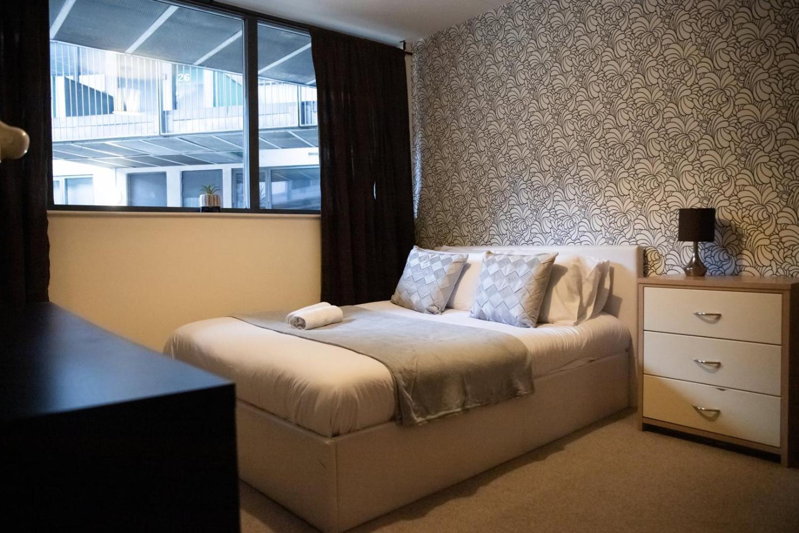 Leeds Vibrant 2 Bedroom Sleeps 4 المظهر الخارجي الصورة